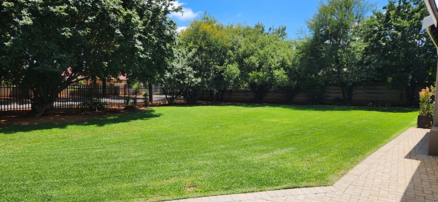 3 Bedroom Property for Sale in Roodia Free State